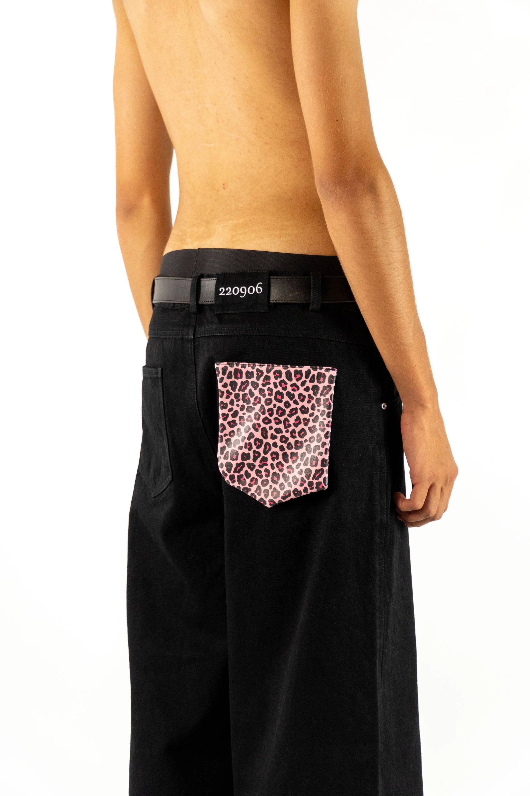 THREE POCKET LEO DENIM V1